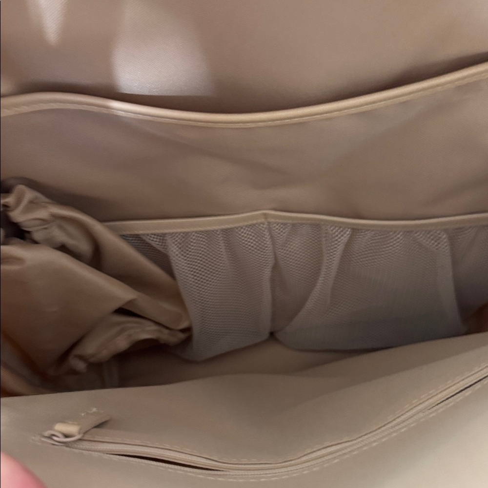 Beis Backpack - image 4